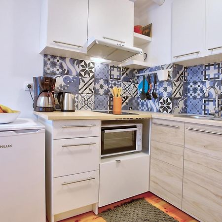 Artiesta - 5 Apartments 소피아 외부 사진