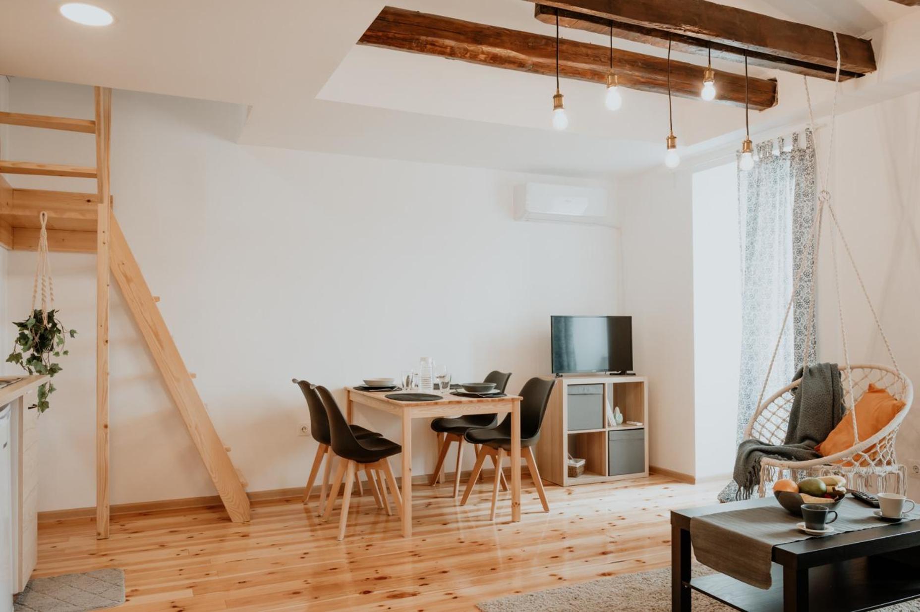 Artiesta - 5 Apartments 소피아 외부 사진