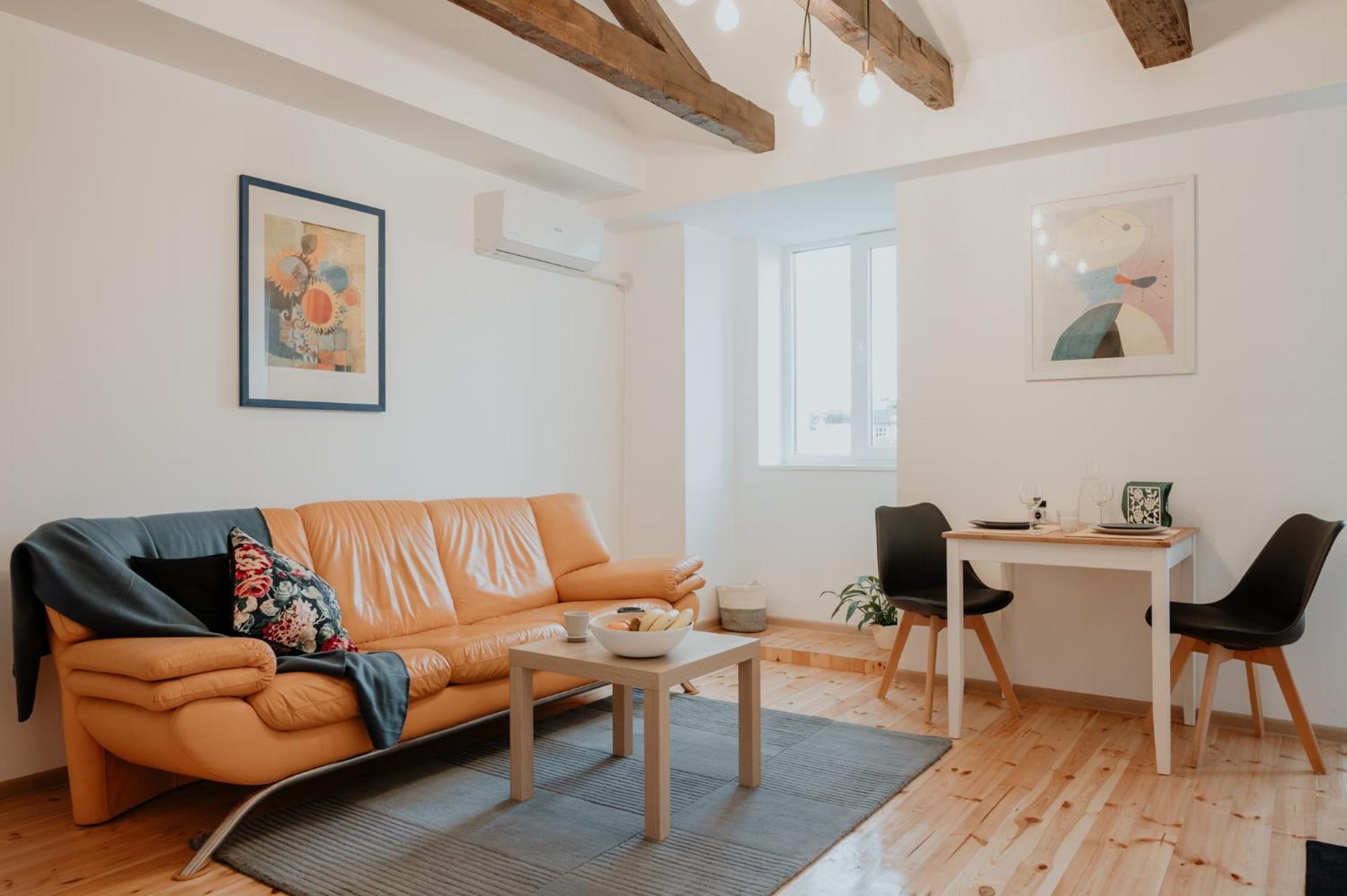 Artiesta - 5 Apartments 소피아 외부 사진