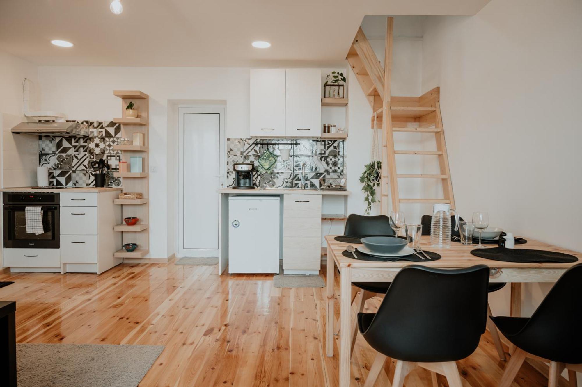 Artiesta - 5 Apartments 소피아 외부 사진