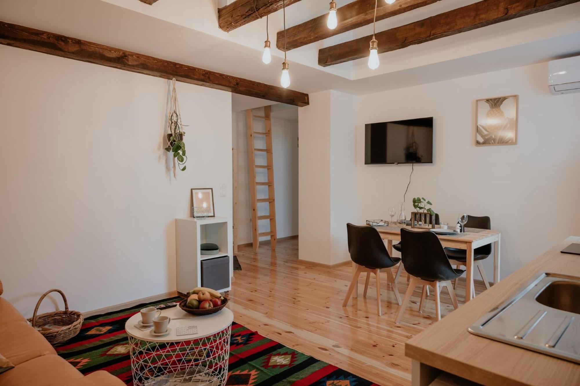 Artiesta - 5 Apartments 소피아 외부 사진