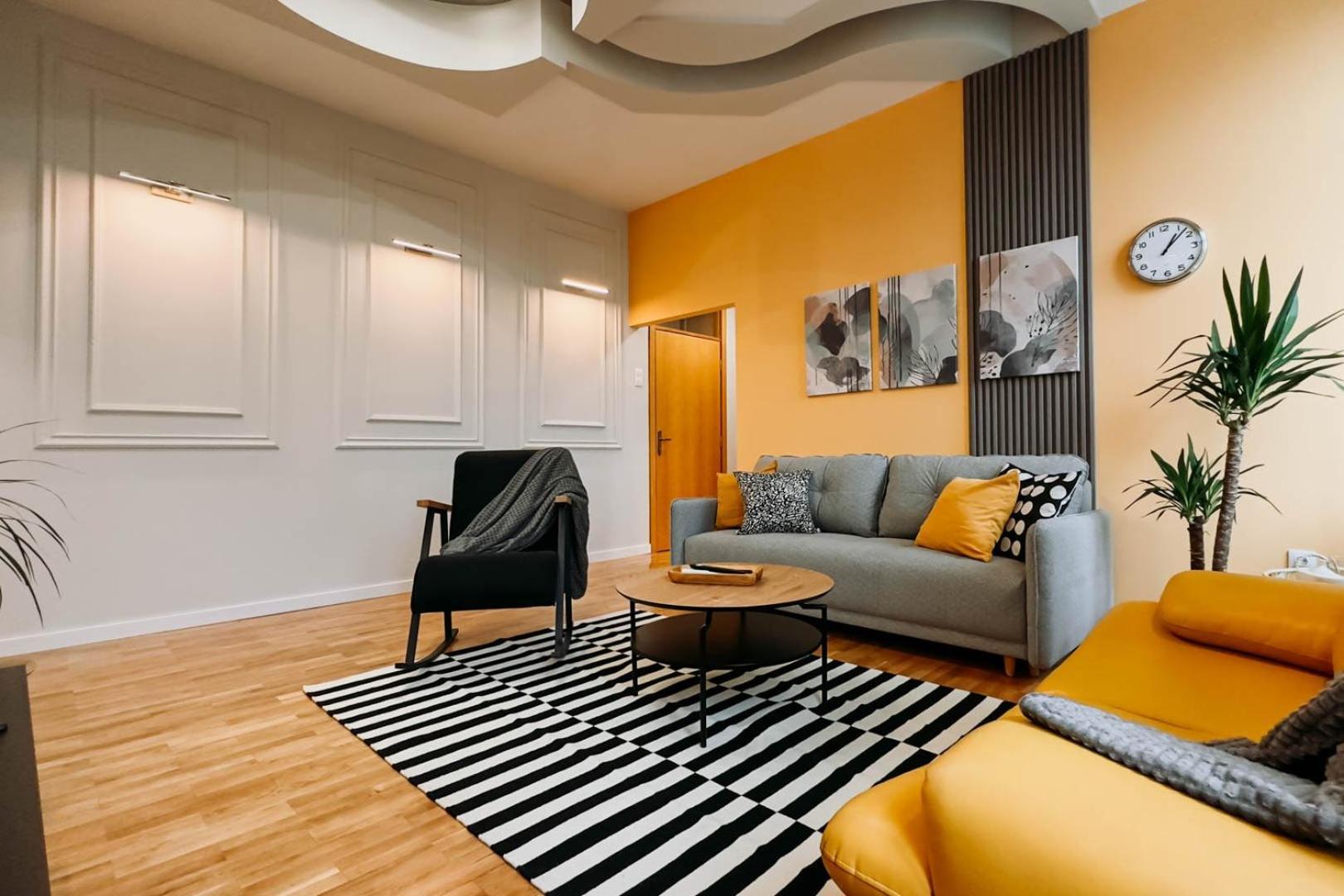 Artiesta - 5 Apartments 소피아 외부 사진