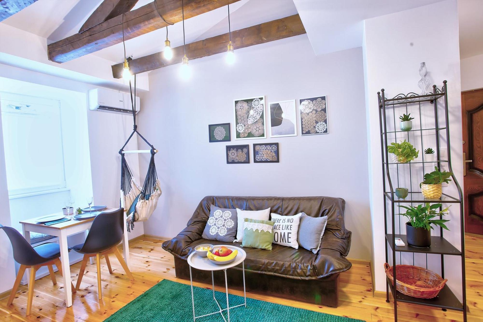 Artiesta - 5 Apartments 소피아 외부 사진